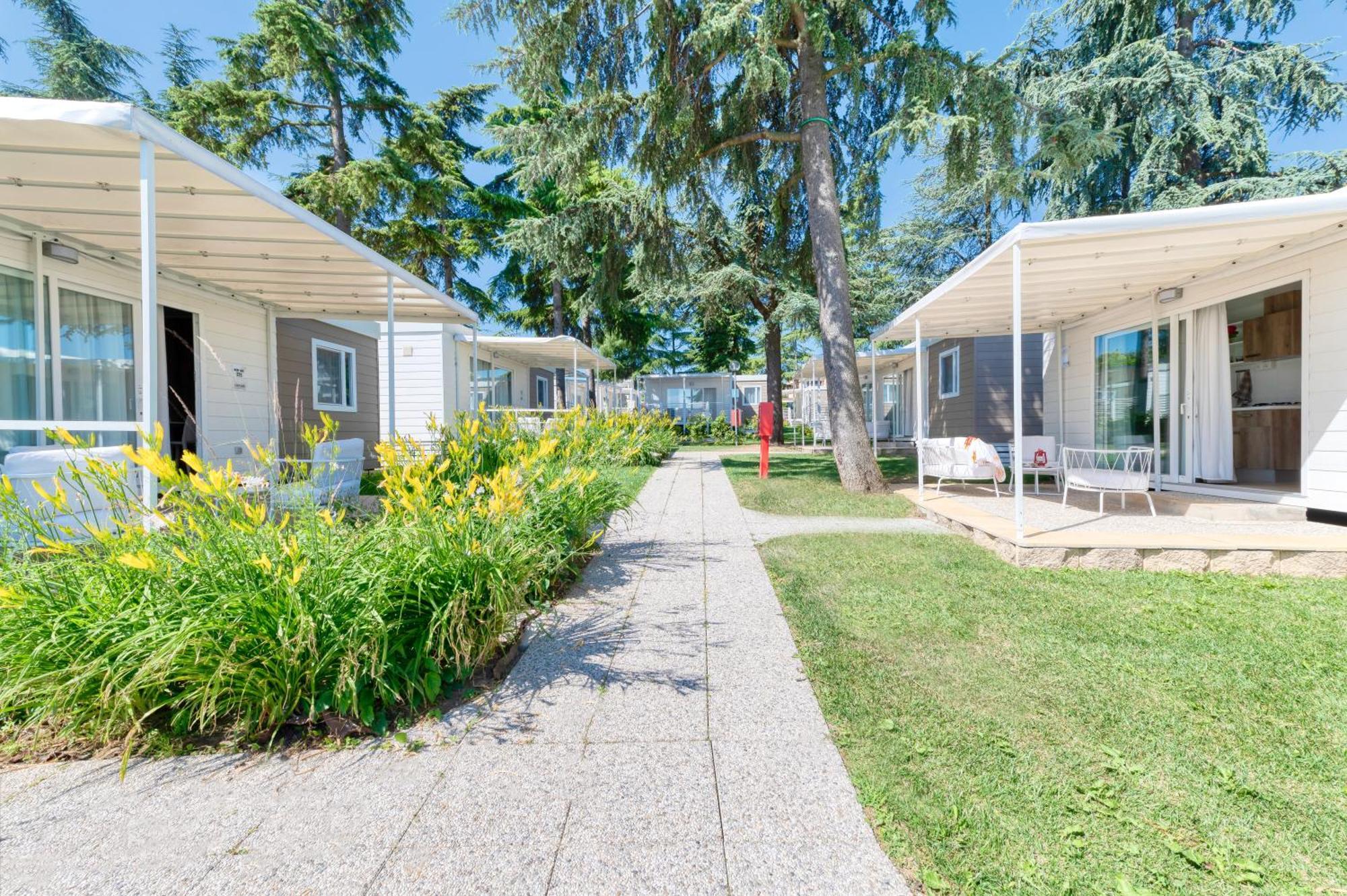 פסקיארה דל גארדה San Benedetto Camping Relais מראה חיצוני תמונה